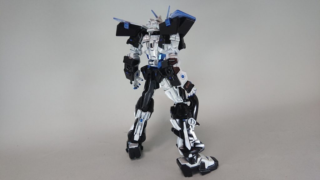 ストライカー未装備状態。
『援護』を重点視しているため、ストライカーを装備していない時は『バルカン』のみとなっている。
『まぁ、この状態で戦う事なんかないからね。』