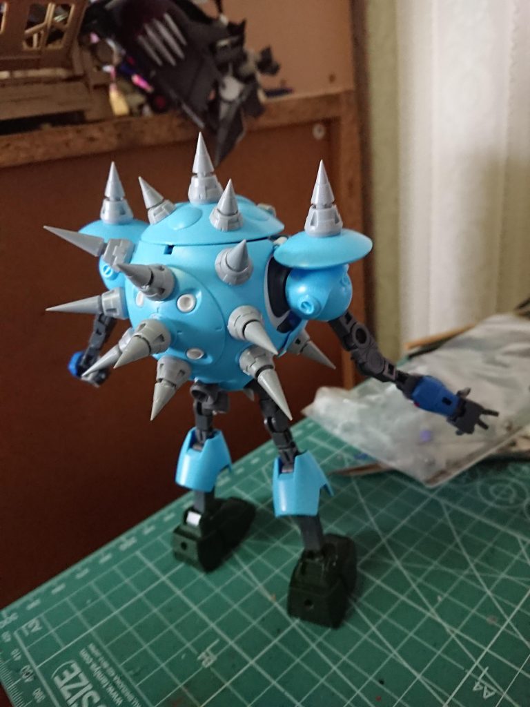 手足の関節ユニットは前述の通りボールデンアームズのアームより
前腕はエアマスター 手首は次元ビルドナックルLサイズ
足首はザクウォーリア