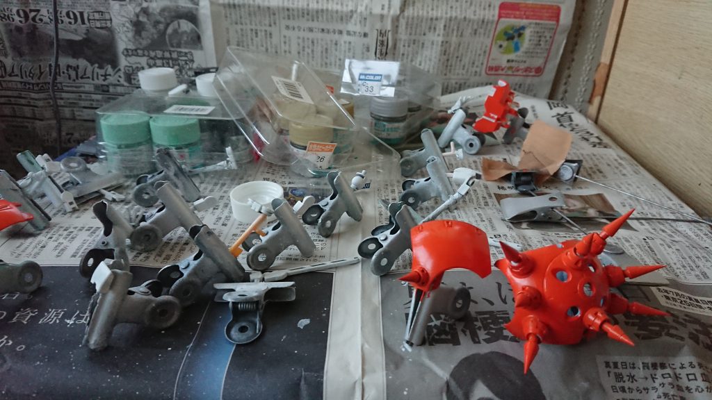 塗装途中
色とシルエットでなんとなく分かる強いインパクトよ