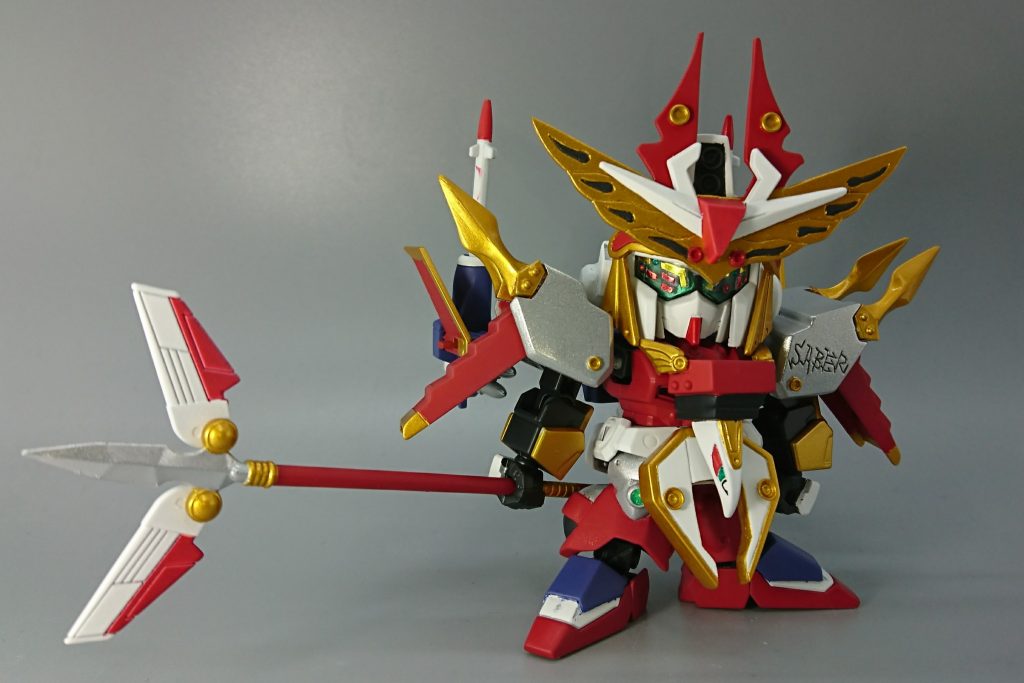 変形はオミットしましたが
バイザーは用意しました