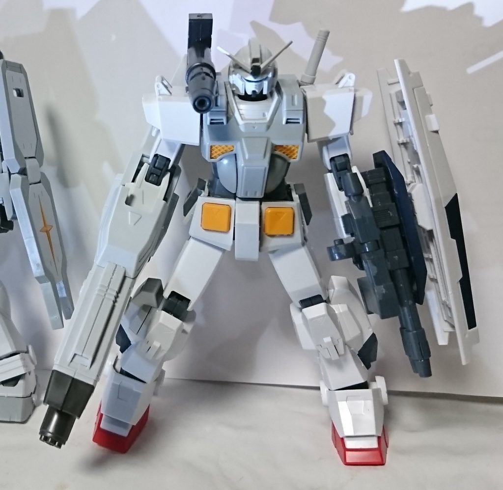 塗装前 同じ白い機体同士のミキシングなのであまり違和感ないかな?