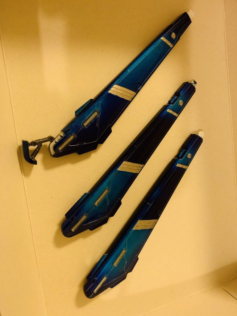 ブースターは2種類あるので種類によってグラデーションの模様を変えました