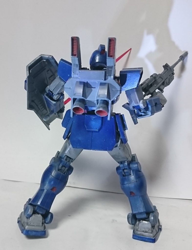 ビームライフルはガルバルディの改良版　Eパック式