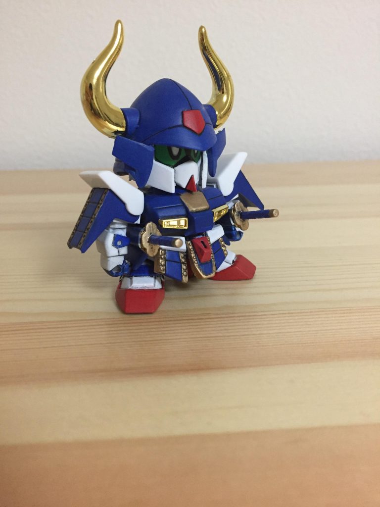 顔を自分好みに近づけるのに苦労しました。