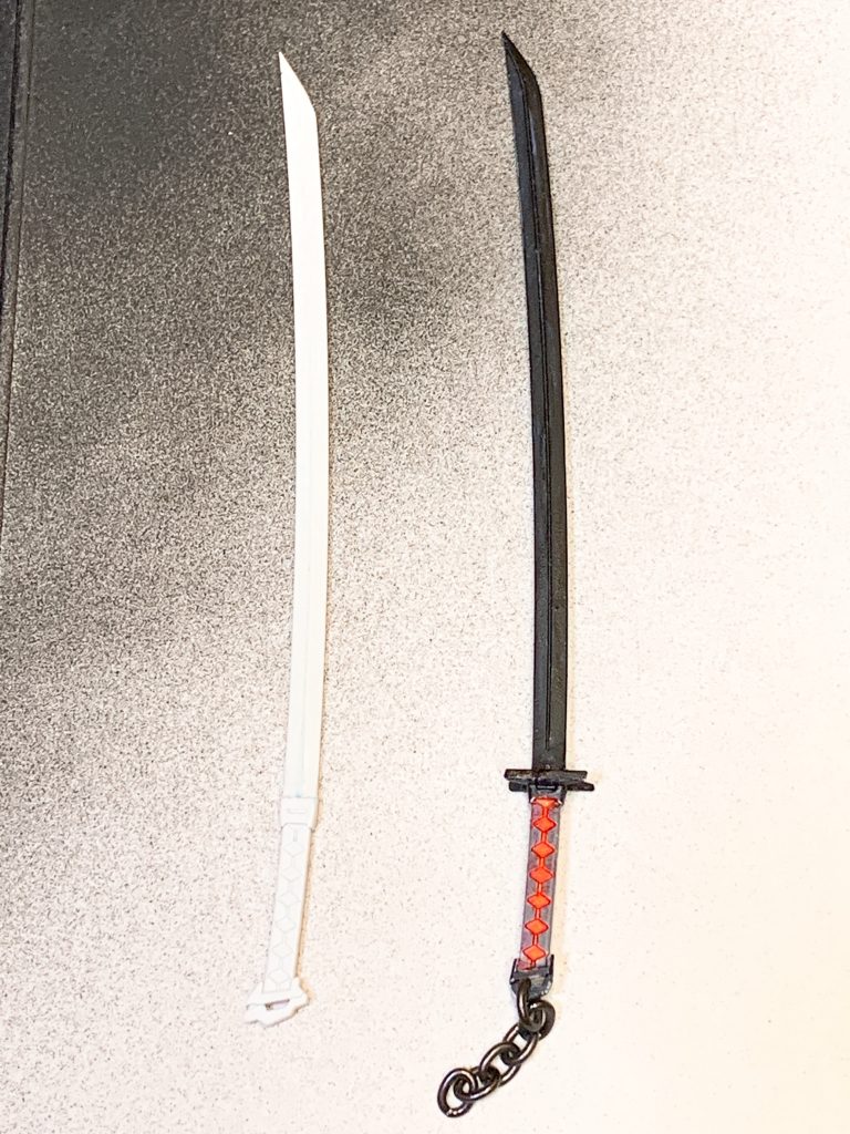 石英と黒曜。ビームと実態物、それぞれに対する効果は虎徹と菊一文字を凌ぐが、間違ったものを切ると本来の性能を発揮できなくなり、戦闘力が著しく低下する。