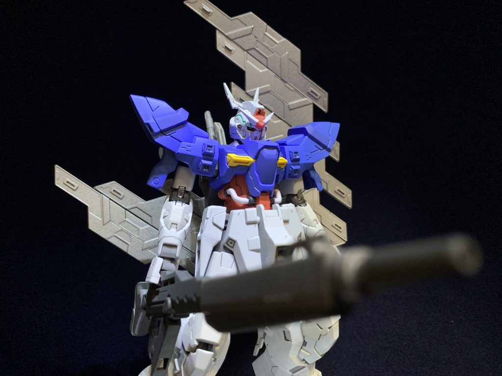 こちら2枚がデカールを貼る前の状態です。