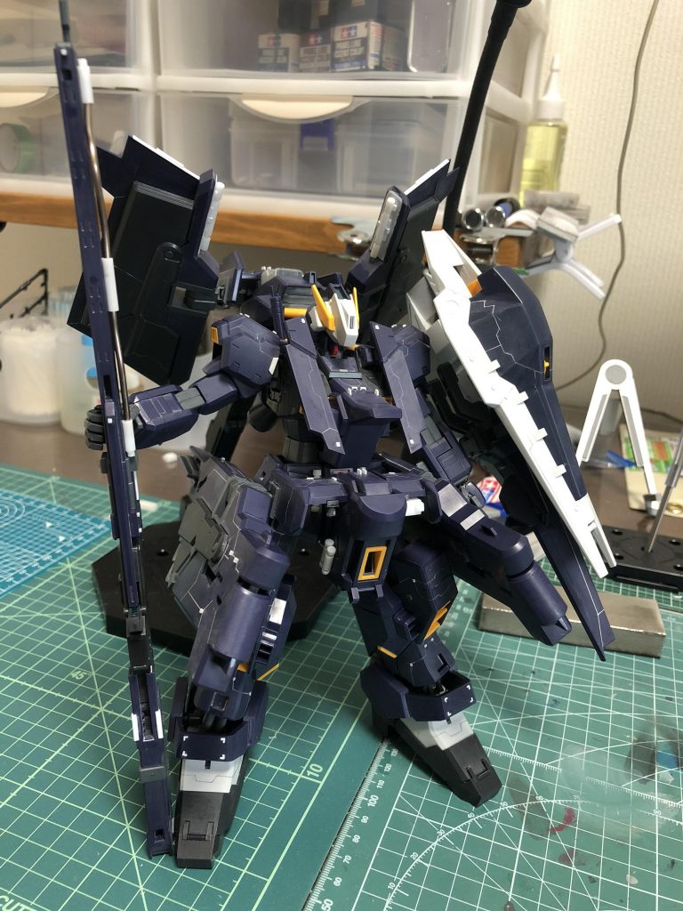 塗装前の状態。プラ板とプラ棒でちょこちょことディテールアップしてます。一部バンダイのディテールアップパーツを使用しました。