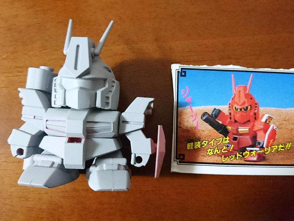 改造箇所がよくわかる比較画像。ノーマルだとキリリとしすぎているのかな