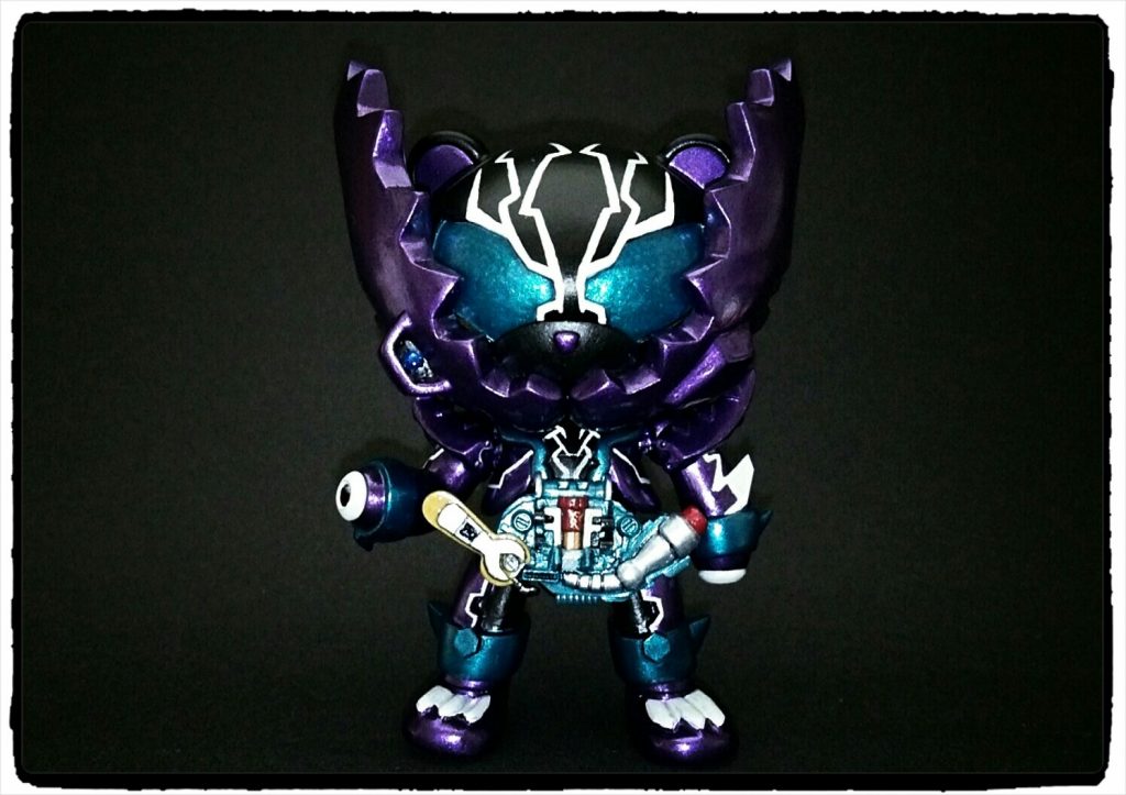 正面から。ローグはシンプルなデザインでもカッコよくてお気に入りです。