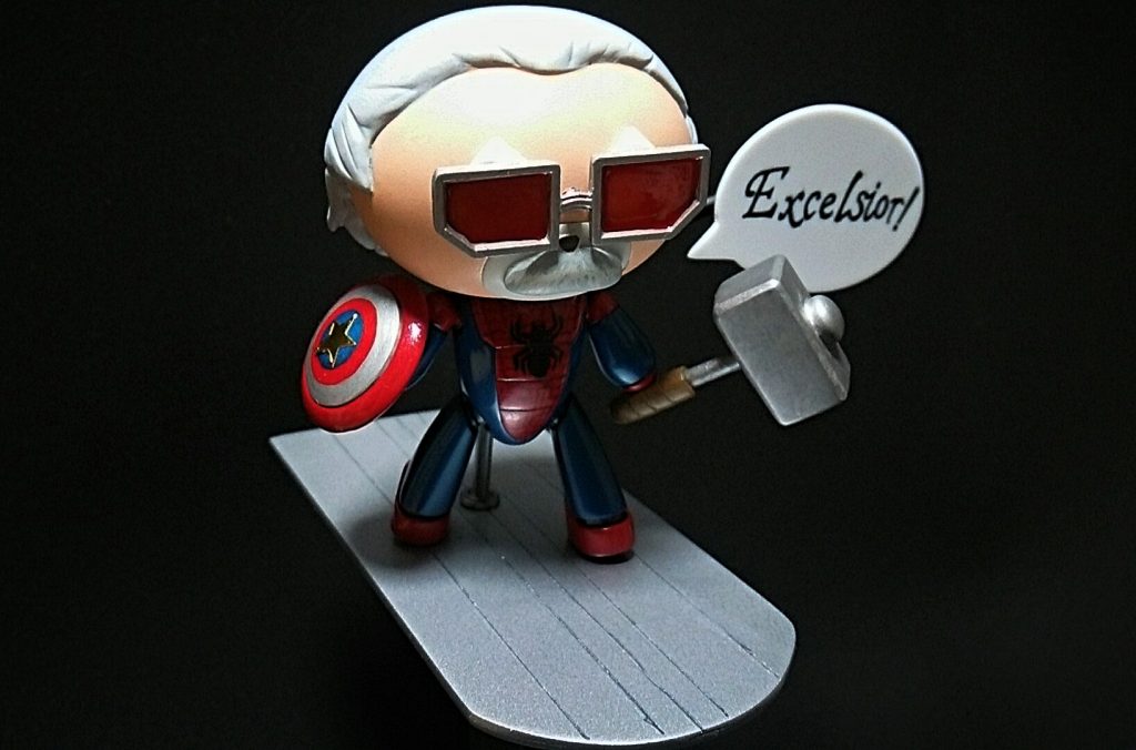 空前絶後のエンターテイナー。
ヒーローを愛し、ヒーローに愛された男！
スタン・リーよ永遠に…
Excelsior！(高みを目指せ！)