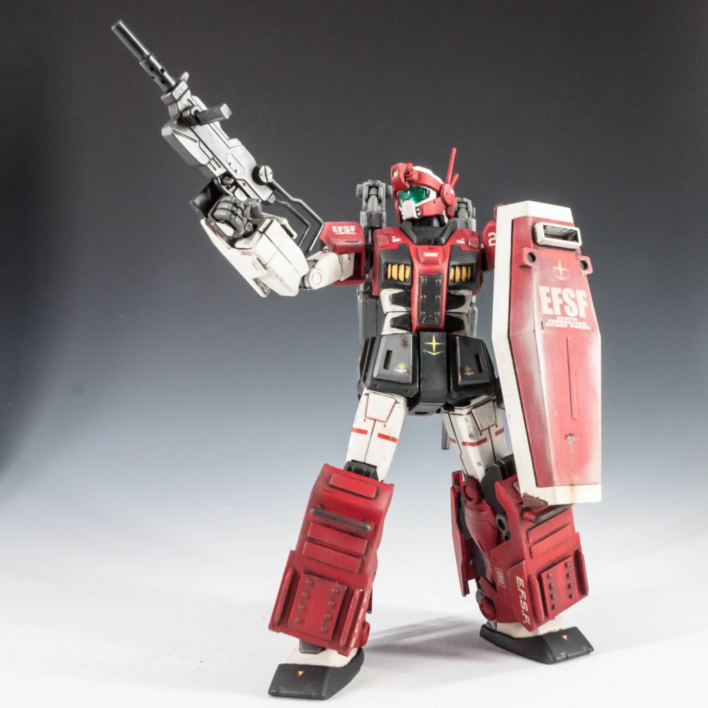 100mmマシンガンを装備。