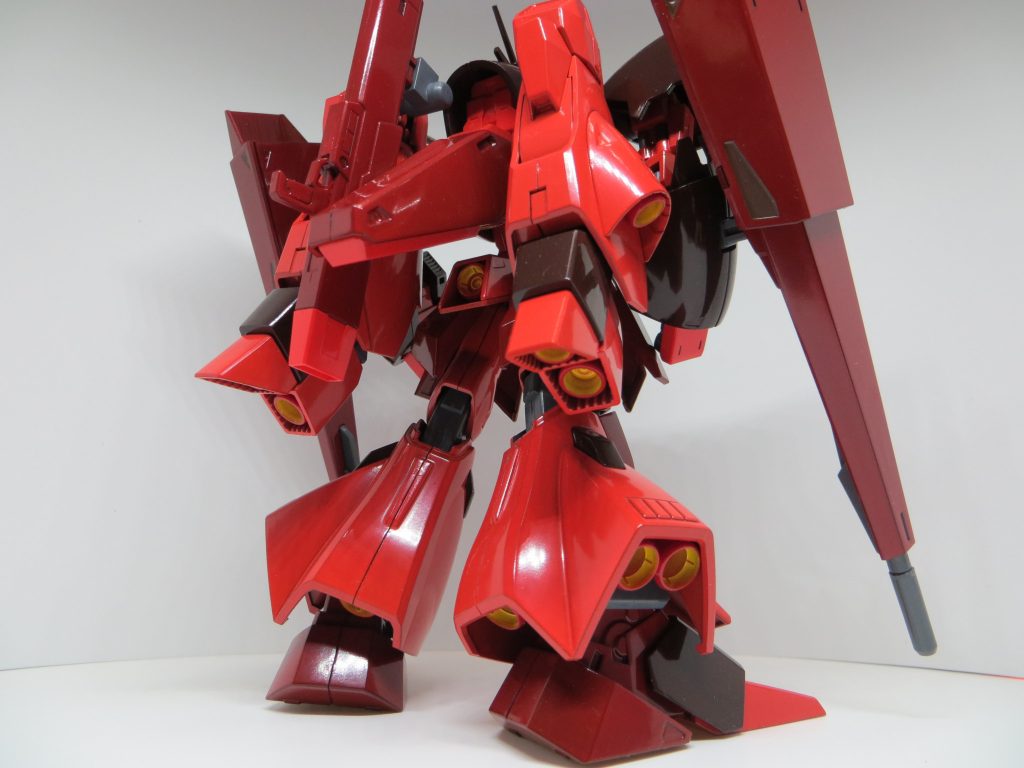 制作スピード重視で合わせ目消しやウェザリングはしません。塗装もホームセンター系スプレーの１度塗りで済ませています。