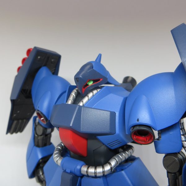 青いヤクトドーガ