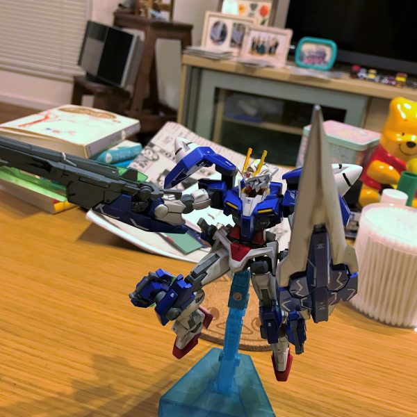 GN-0000GNHW/7SG OO GUNDAM SEVEN SWORD/G