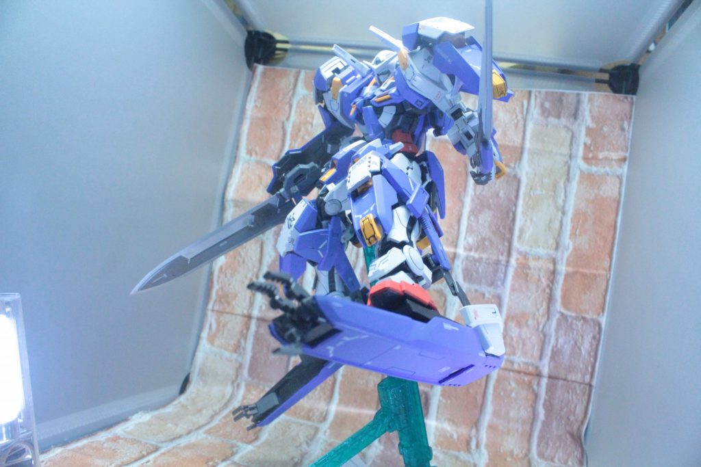 ダッシュから追加されたユニット。GNバーニア、GNクロー、クローは爪が個別に可動します