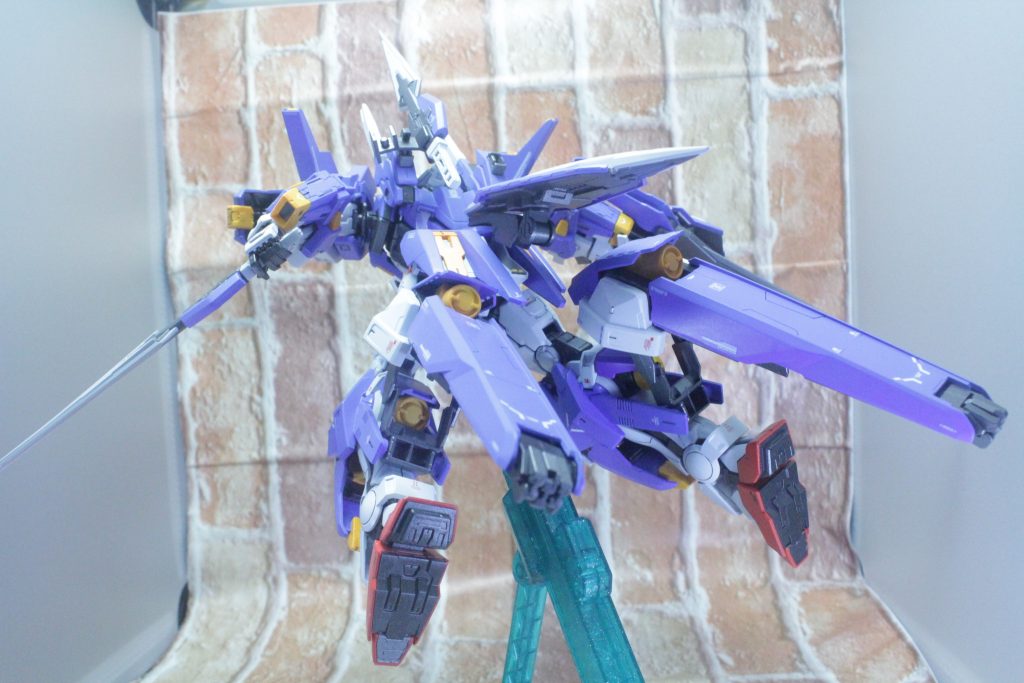 任務を終えた機体は高速で飛行する一筋の光に変わる。
それはその日流れた多くの流星とは違う方向へ進む、ひときわ力強い流星であった