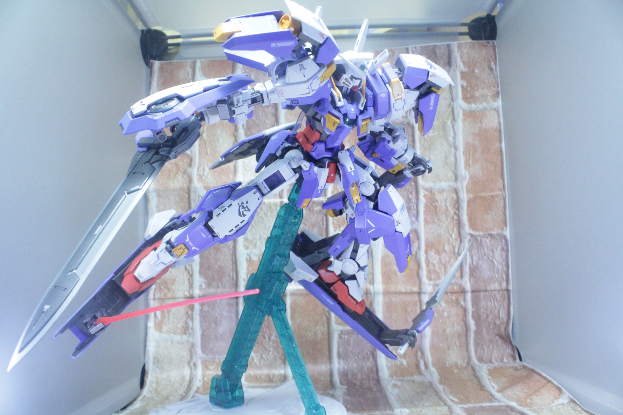 ガンプラ MG ガンダムアヴァランチエクシアダッシュ www