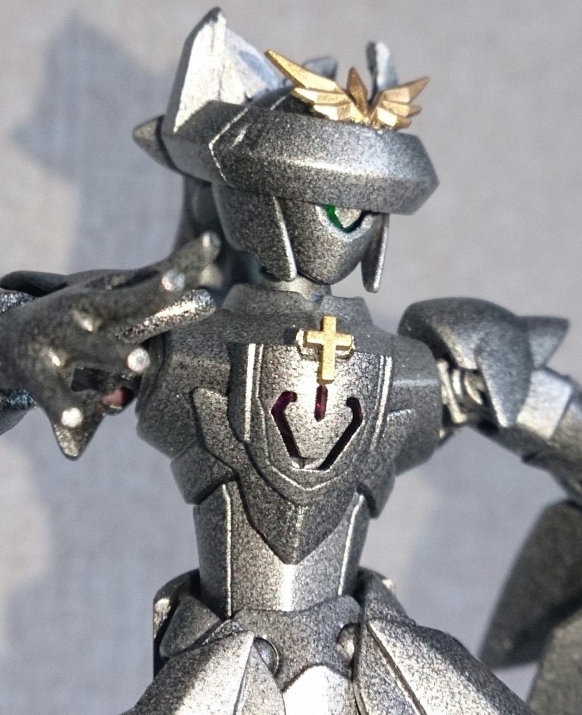 モビルスタチュー 
外見は銅像や石像だが、内部に光学機器や武器等を内蔵しており、犯罪の温床となったため密かに回収、破壊されている。

額にはキマトルのアンクルガードでバイザーぽく。