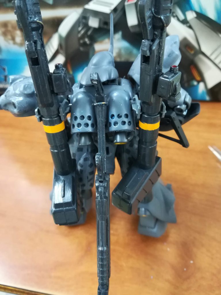 メッシュを入れ更にショットガンを懸架可能にしました