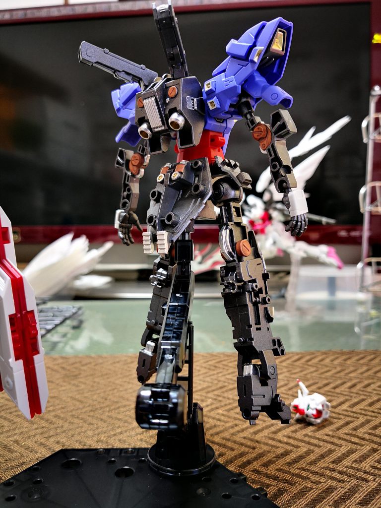 腕や脚はフレーム構造で外装を装着するタイプでテンション上がりました(*´∀｀)