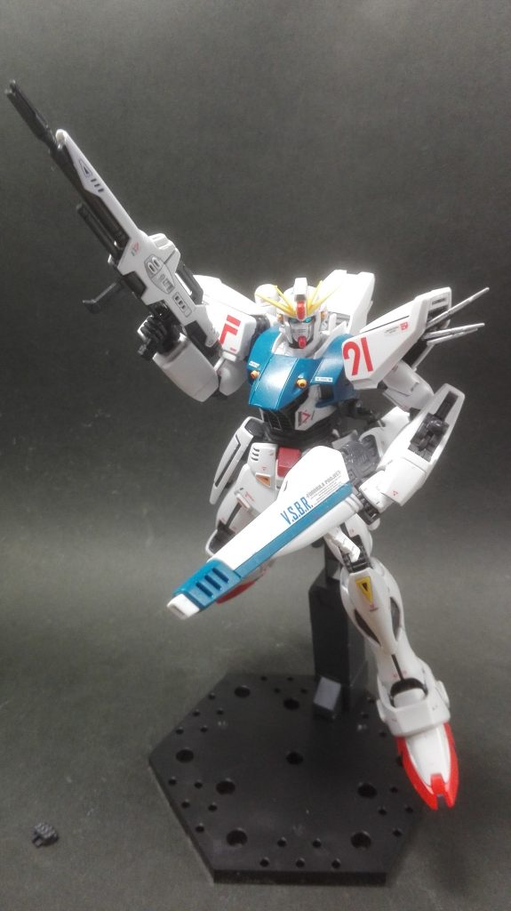 ビームライフルとヴェスバーの二刀流です。