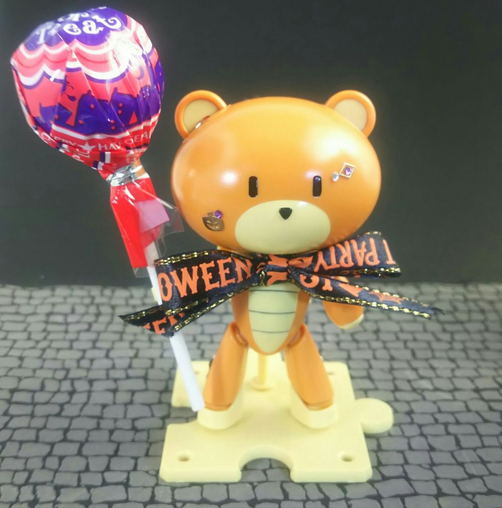 前から
首には、リボン🎀を巻きました。