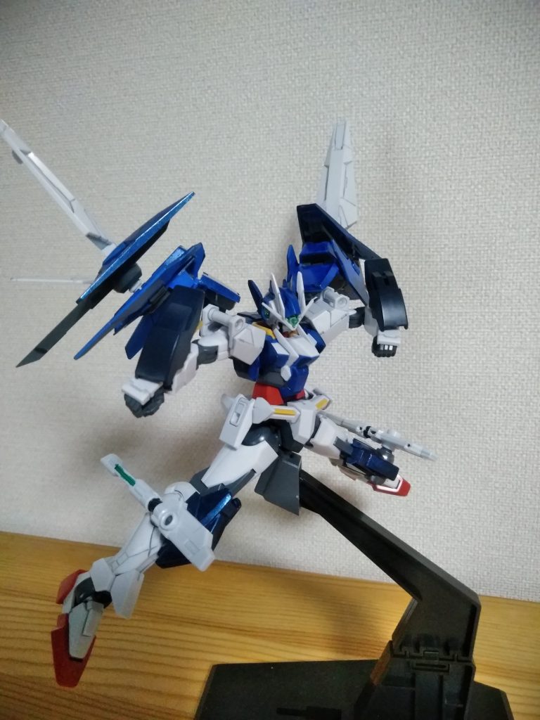 ブーストナックル
ブースターで加速をつけ打撃の威力を底上げする。