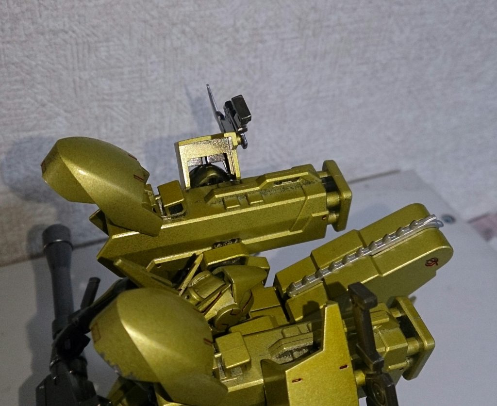 資材カット及び背面ガード用チェーンソー