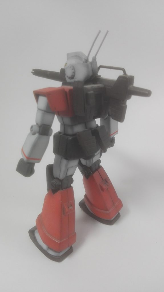 後ろ斜めアングルです。