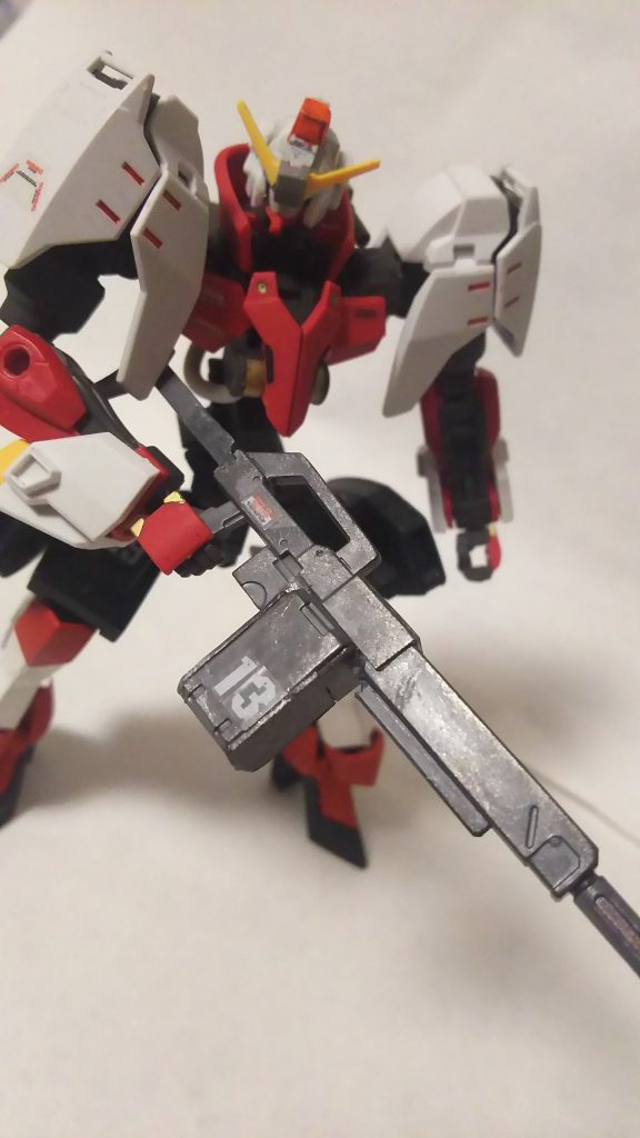 装備
腕部小型ブースター
13式小銃「鉄仙」
グラーブブレード、グラーブシールド