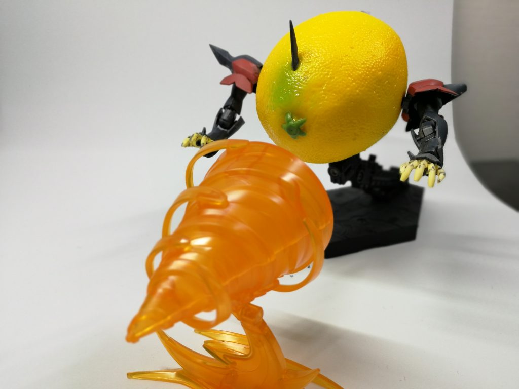 ダンボール戦機のエフェクトパーツで、劇中の攻撃を再現