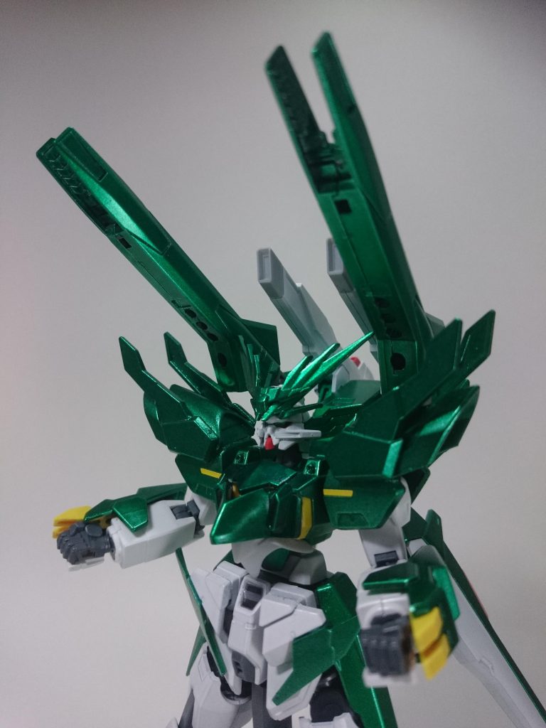 カポヴォルジメントキャノン
カポヴォルジメントレールガン

ドラグーン以外で唯一の遠距離武装
外側がカポヴォルジメントレールガン
内側がカポヴォルジメントキャノン
フルバーストも可能