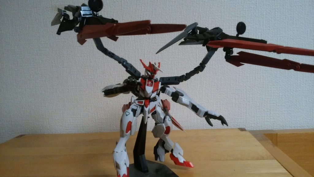 ノーネイムライフル展開状態
アームにはバトルアームアームズのものを使用しています。