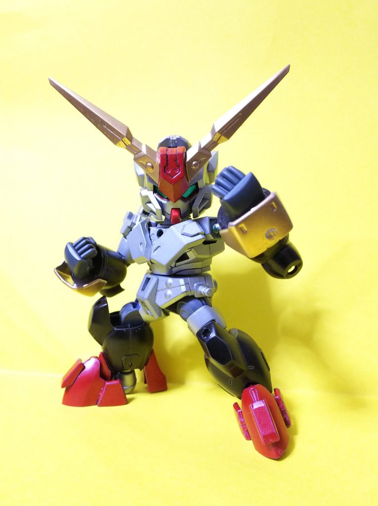 アーマーをパージしたアクティベートモード
顔はEXスタンダードのエクシア、手足はHGマンロディ、ボディは玄武呂布トールギスです