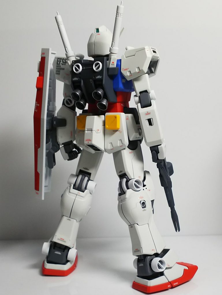 太もも付け根はドラム関節風にしました