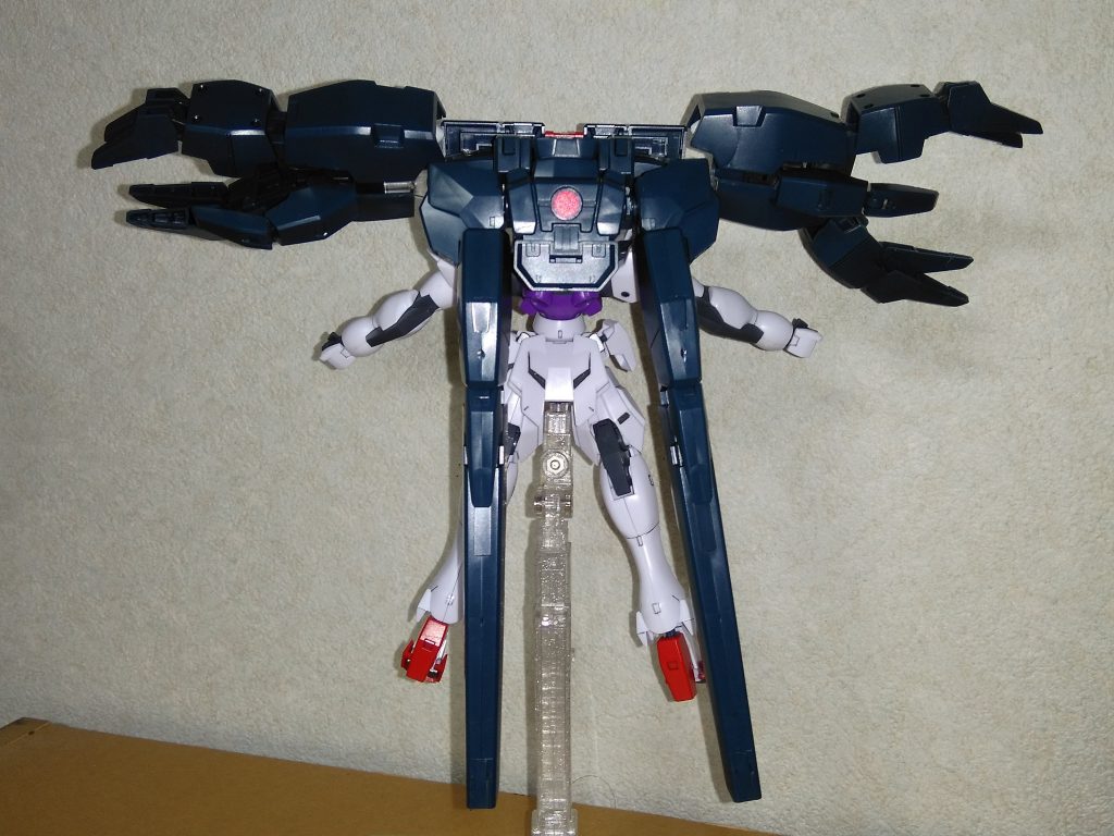 ラファエルガンダム–3枚目/制作者：闇鴉