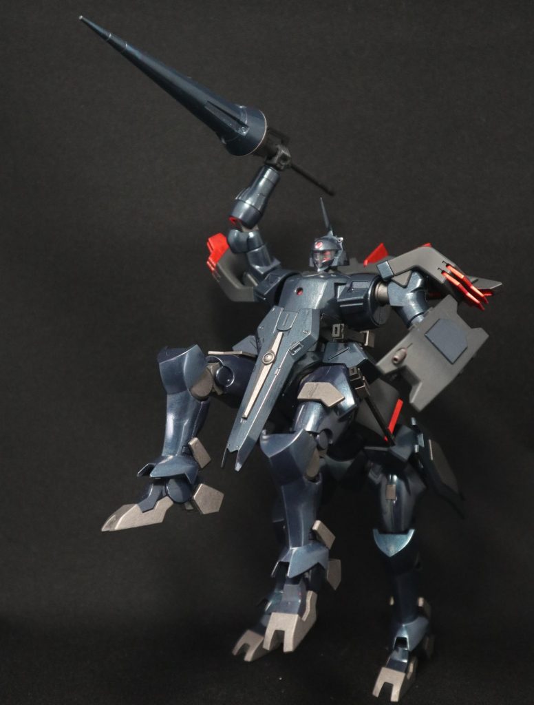 ポージング。跳ね上げての後ろ立ち