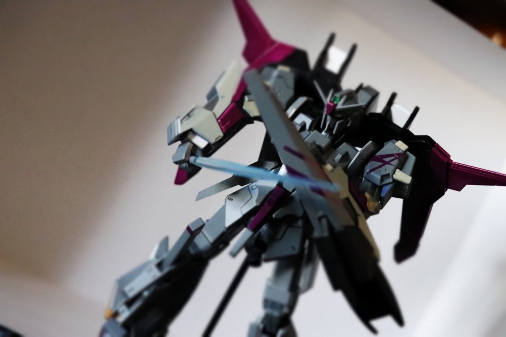 ポージングには慣れてないのでお恥ずかしい＞＜