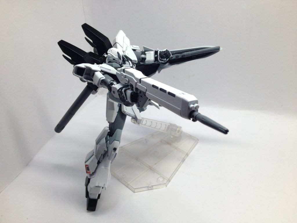 ライフルを構えたり