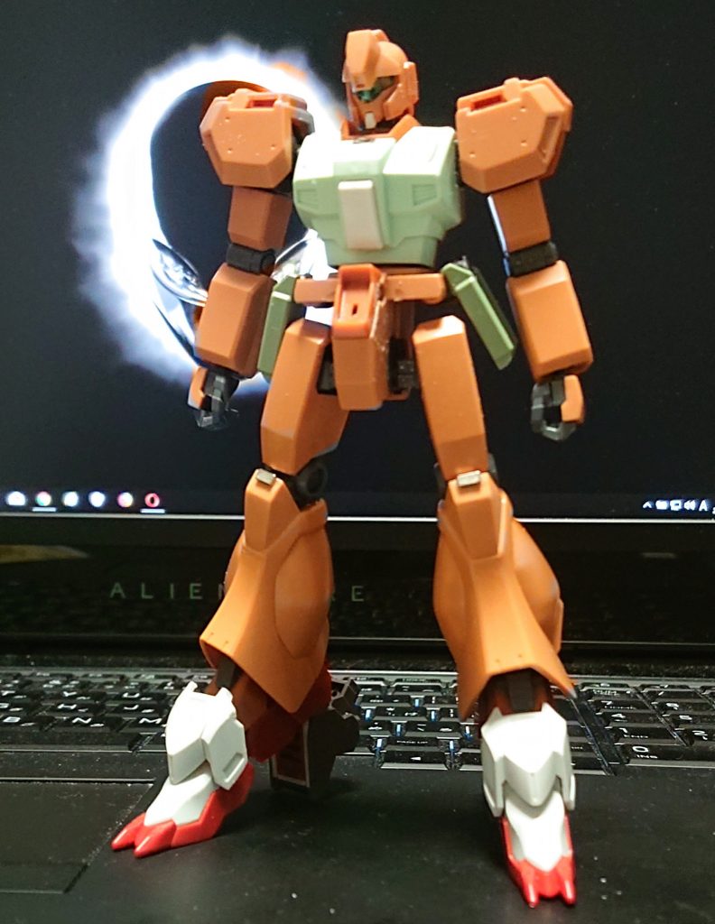 胸部も増加装甲が欲しいので、結局ノーマルなものに。