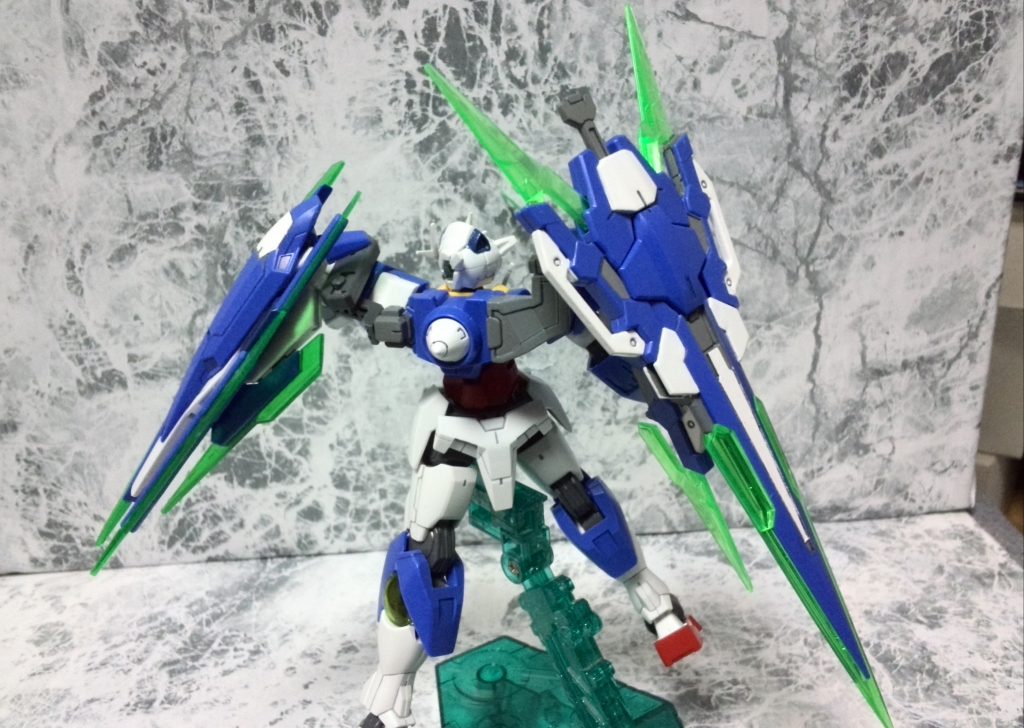 当時購入し、眠っていた付録のフルセイバーを
「塗装して仕上げよう！」と急に思い立ち完成させました


もう１つ
付録のザンライザーはまだ眠っている…