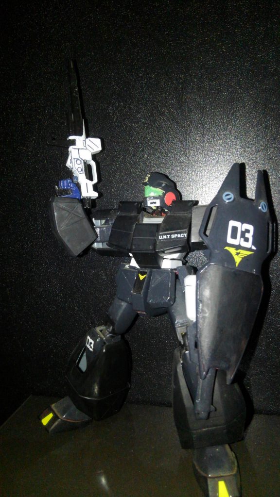 コンセプトはジムコマンドチョバムアーマー仕様。
筆塗り全塗装も初挑戦だった筈。