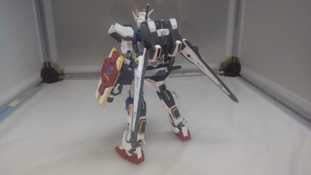 ジェネレーターストライカー
ストライクピクシーの出力強化と更なる稼働時間の延長を目的とした専用ストライカー