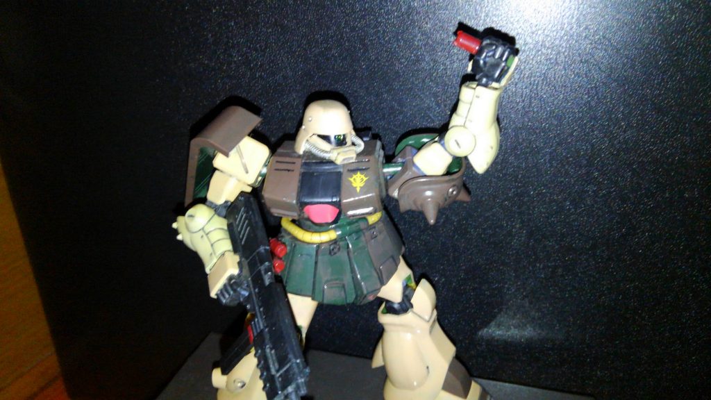 無改造で腰に付けてるグレネードも取り外して持てるのは素晴らしい(*´ω`*)