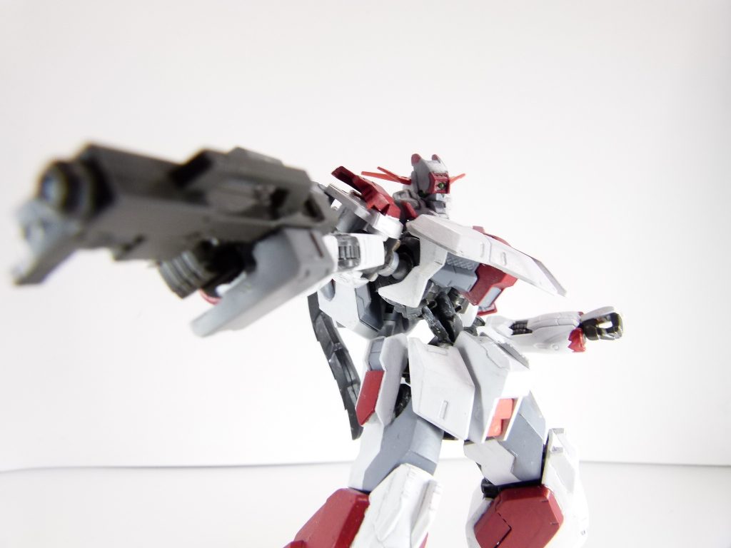 ショートバレルライフルのマガジンはグレイズライフル(グレイズフレーム全般に付属)のマガジンに切り替え可能。