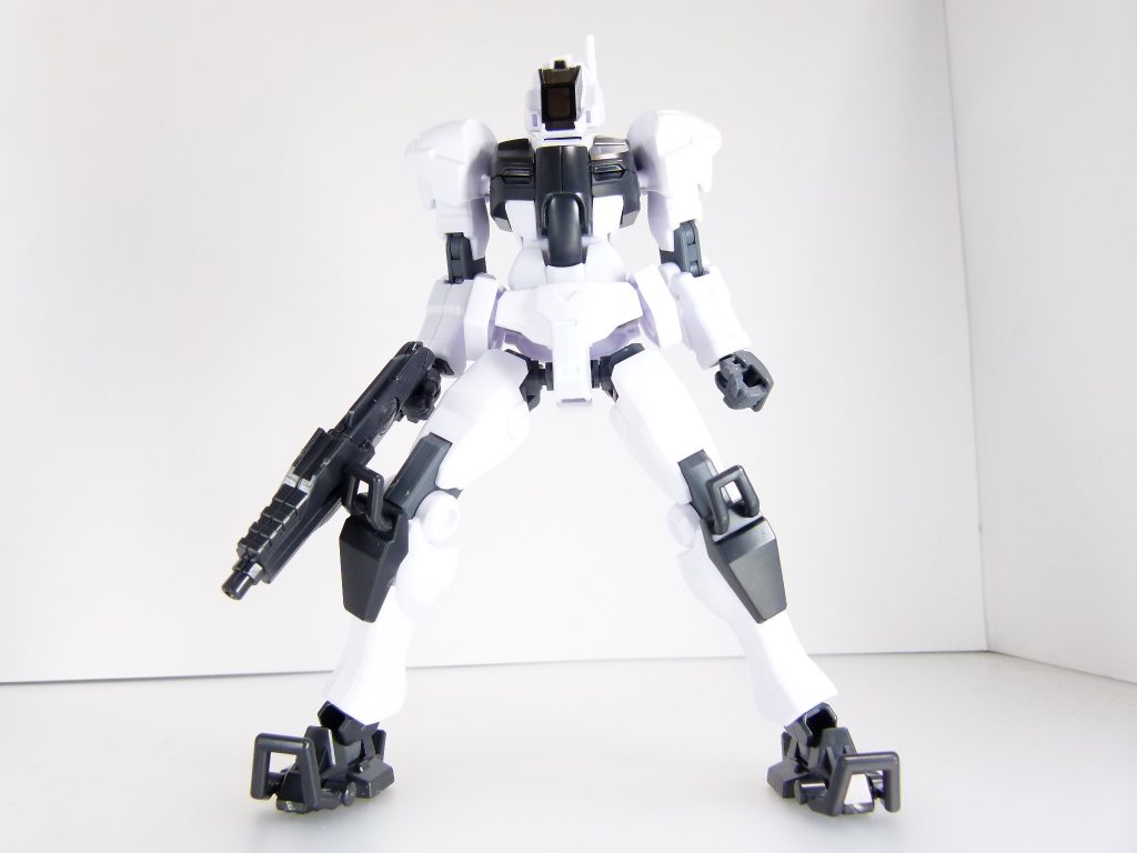 キャノピータイプヘッド:不具合が発生したディメンジョンの環境に対応すべく対電磁ノイズ能力に優れる頭部換装ユニット。写真ではクリアブラックを使用。キャノピーの色はクリアブルーにも変更可能。ただし双方で窓枠は塗装必須。