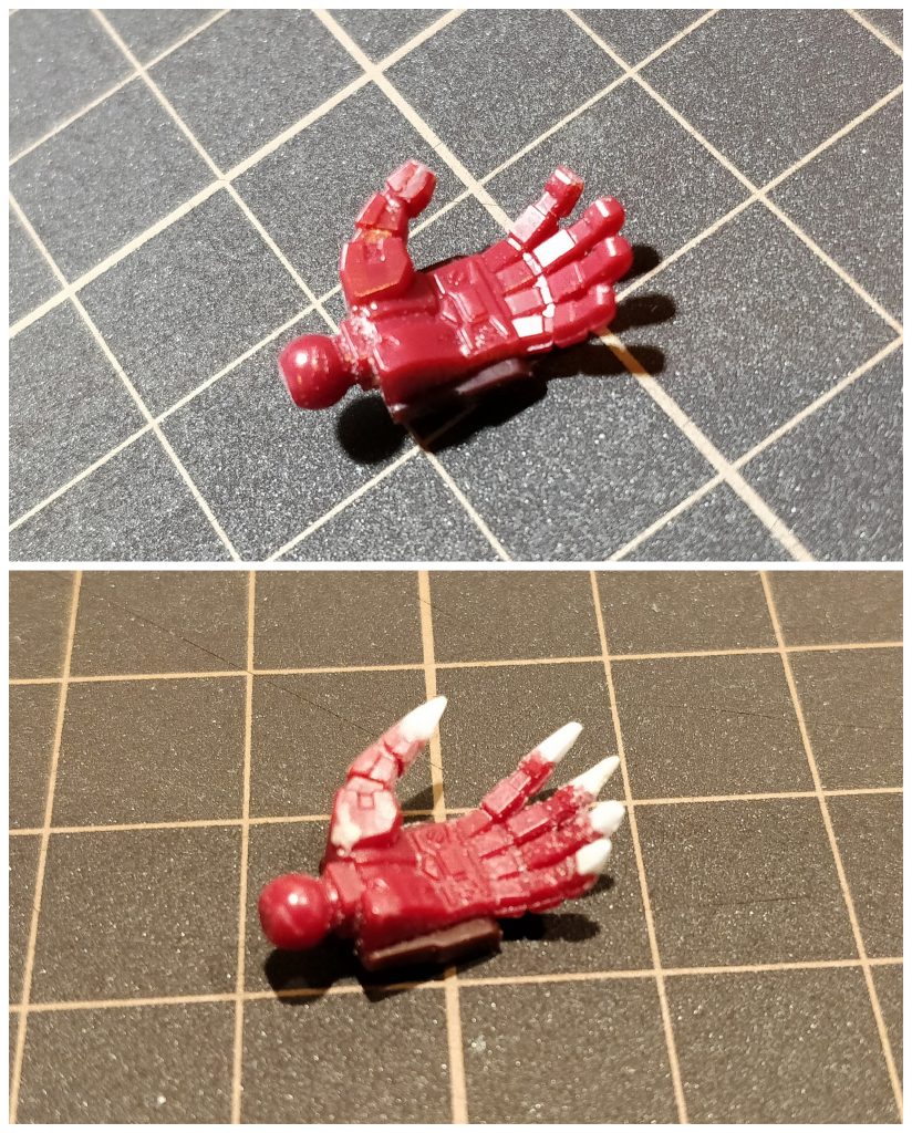 指を延長させ、シャープ化しポージングさせたときに畏怖感を強調させました。