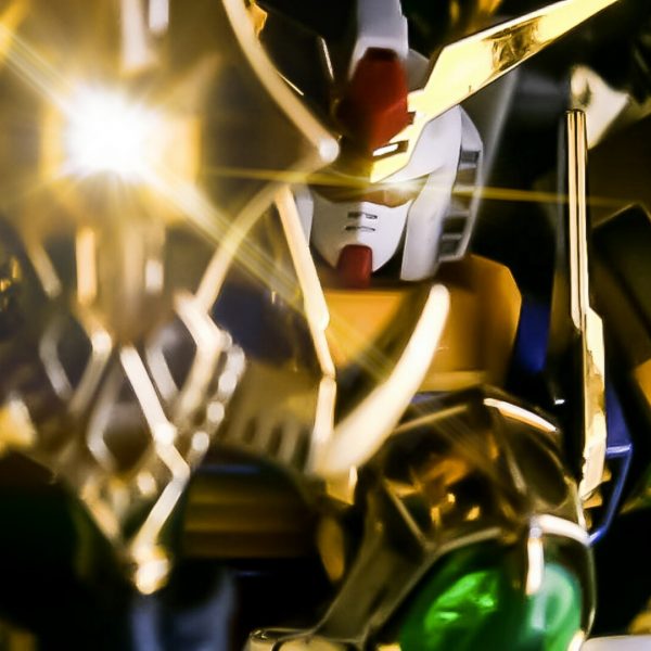 翔烈帝ガンダム