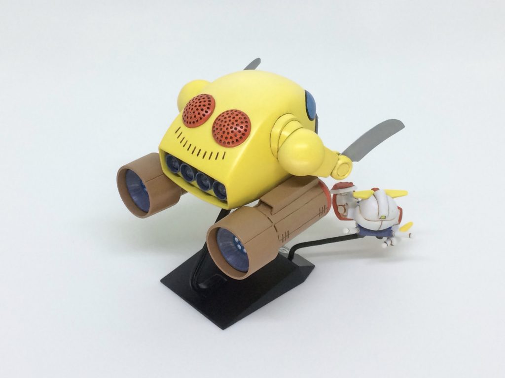 塗装は基本色をホームセンターで購入したホビー用スプレーを缶で吹いたあと、ハイライトをタミヤスプレーでふわっと重ね吹き。