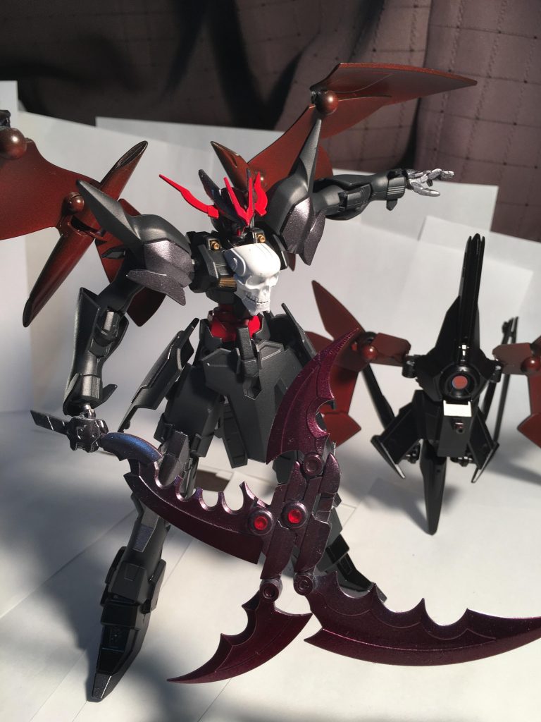 一応、軽装状態なら自立できます。